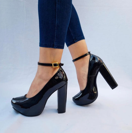 Stiletto Charol Negro correa Ac-909