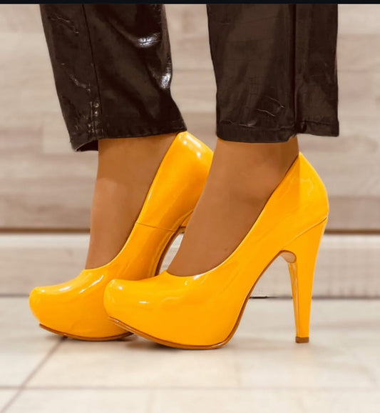 Calzado Stiletto Amarillo Charol